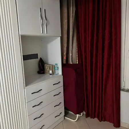 Homestay Central Studios
